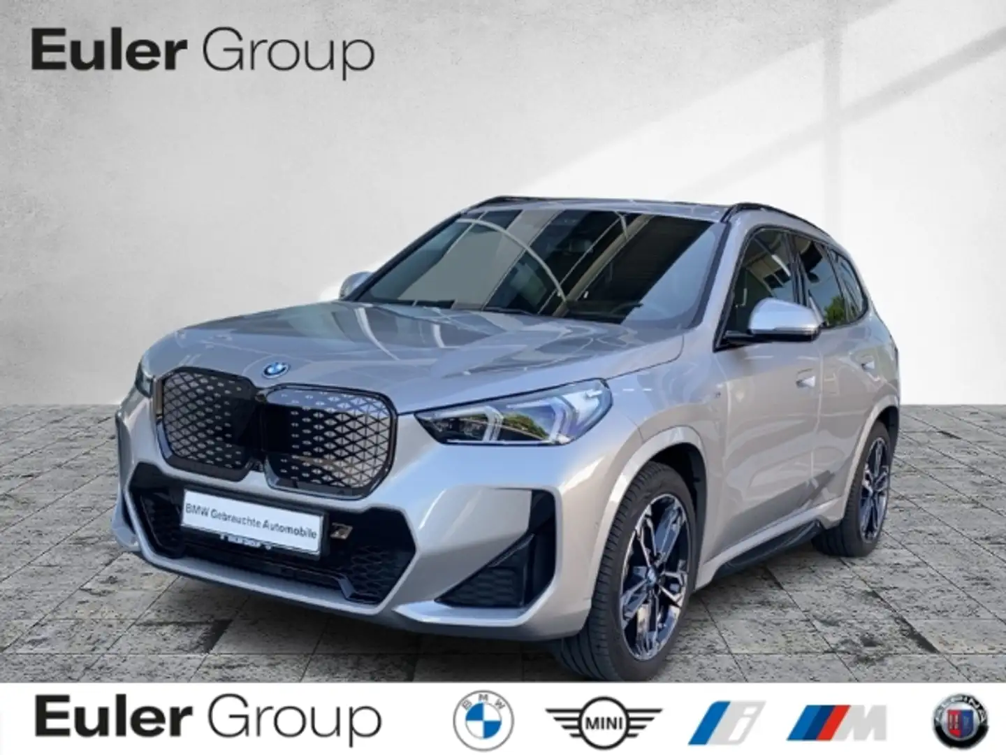 BMW iX1 xDrive 30 M-Sport Pano HUD H&K 360 Kamera Argent - 1