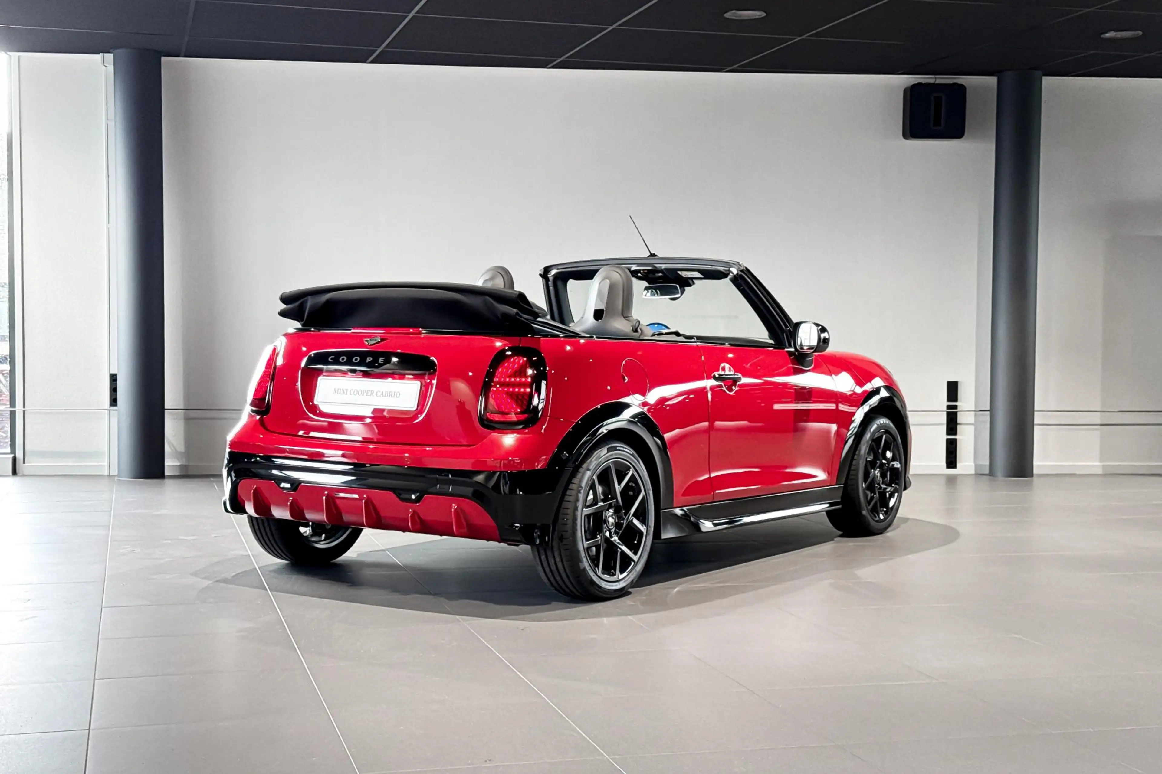 MINI Cooper Cabrio 2.0 Cooper C John Cooper Works | Pakket M | Harman — photo 6