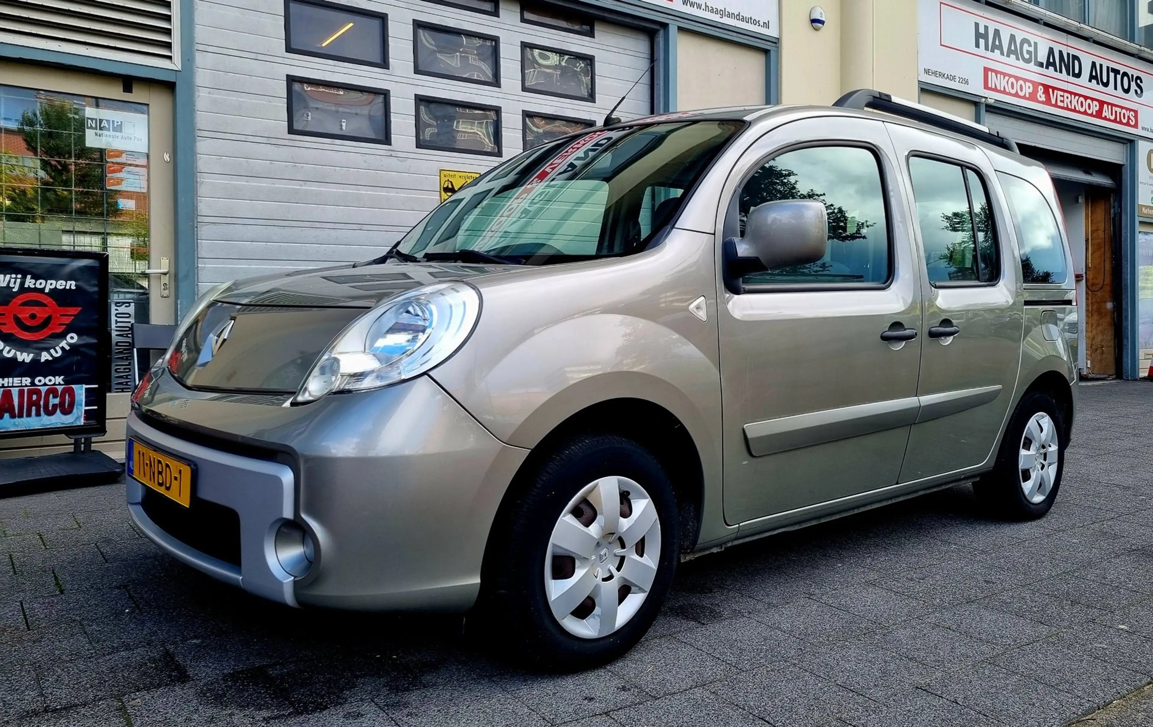 Renault Kangoo Family 1.6-16V Privilège Airco Navi CrusCtrl — photo 2