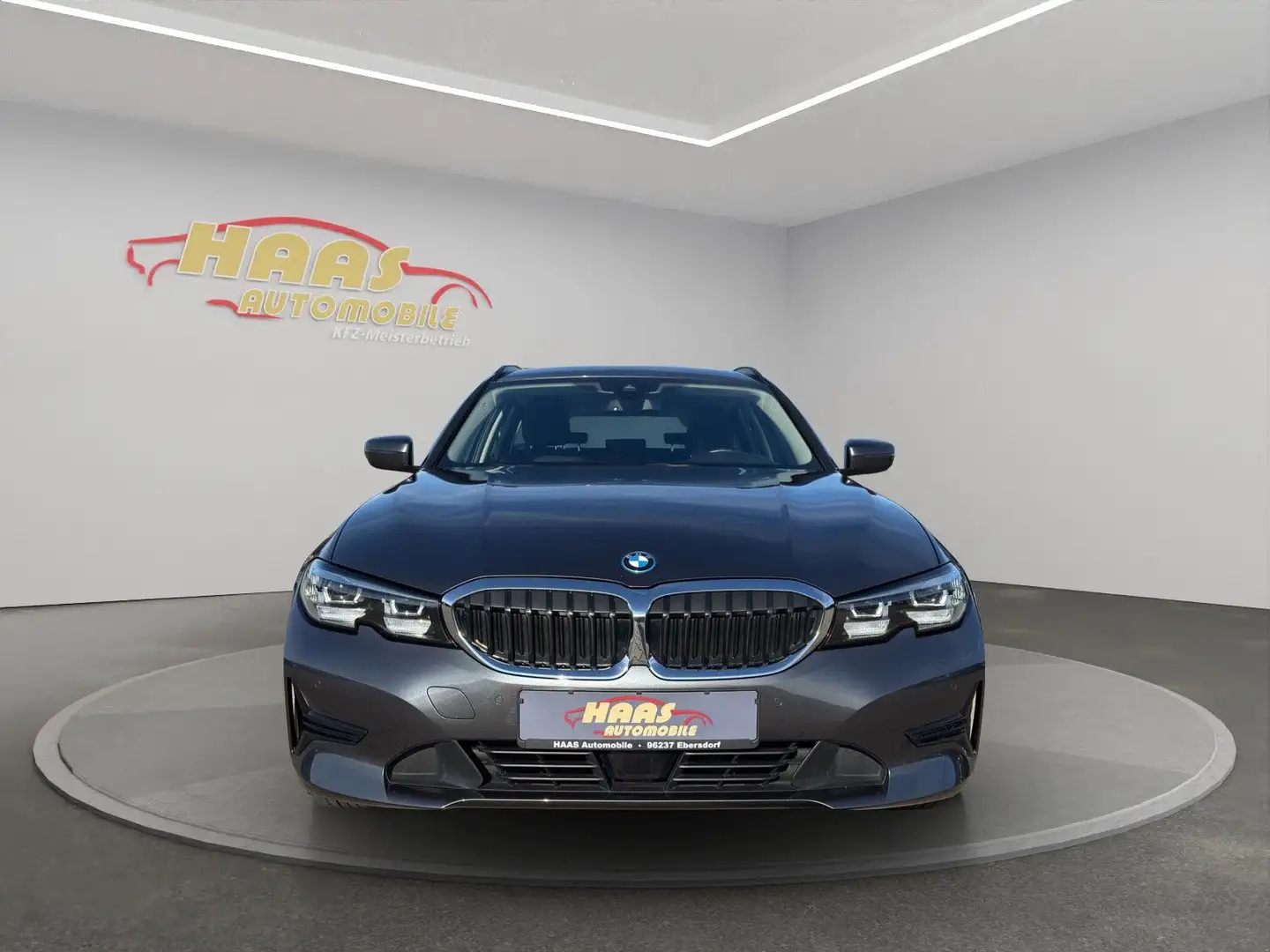 BMW 320 3 Touring 320 e xDrive Advantage*Plug-In Hybrid* Grau - 2