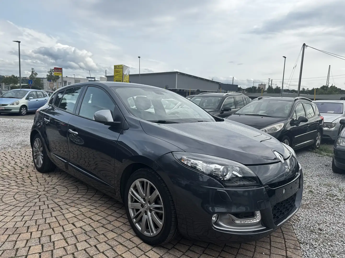 Renault Megane Authentique GT-Line gepflegtes Auto guter Zustand Grigio - 1