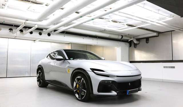 Imagine Ferrari Purosangue Carbon Painted shields