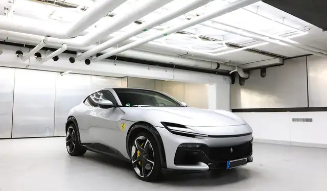 Ferrari Purosangue Carbon Painted shields