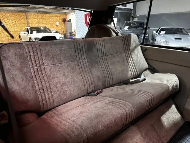 Land Rover Range Rover view 13