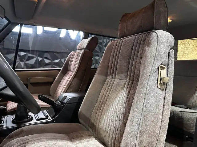 Land Rover Range Rover view 11