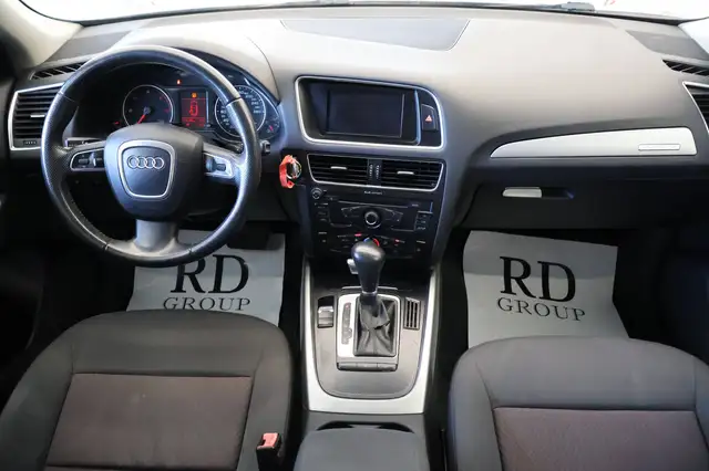 Audi Q5 view 7