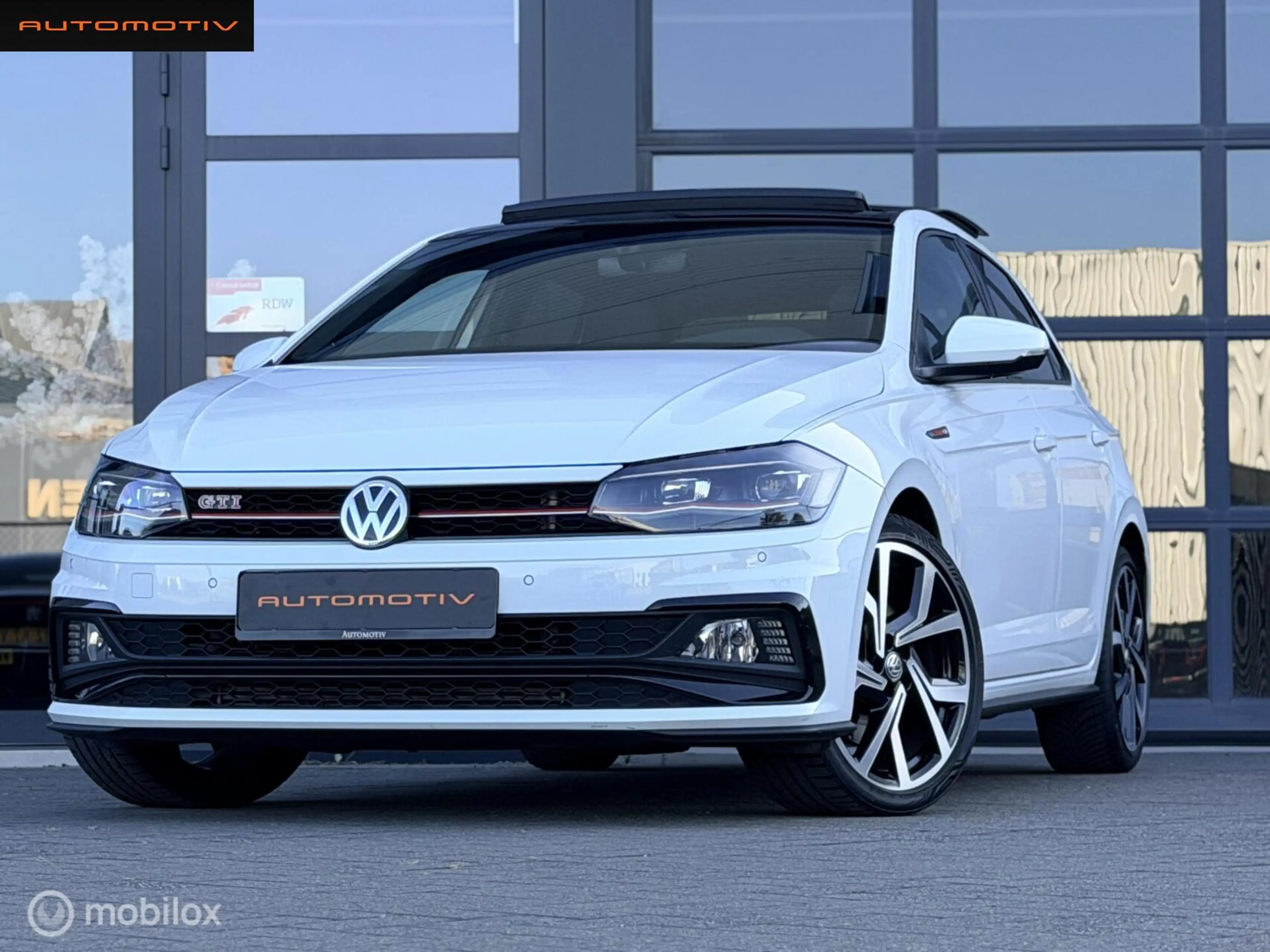 Volkswagen Polo GTI 2.0 TSI / PANO / VIRTUAL / BEATS