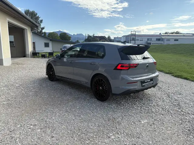 Volkswagen Golf view 5