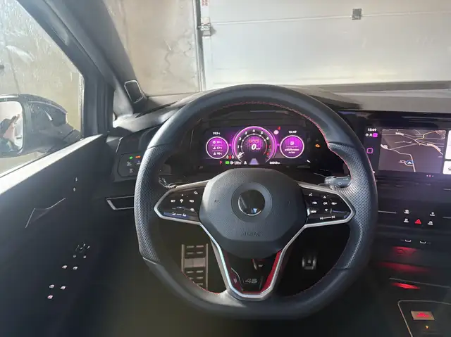 Volkswagen Golf view 14