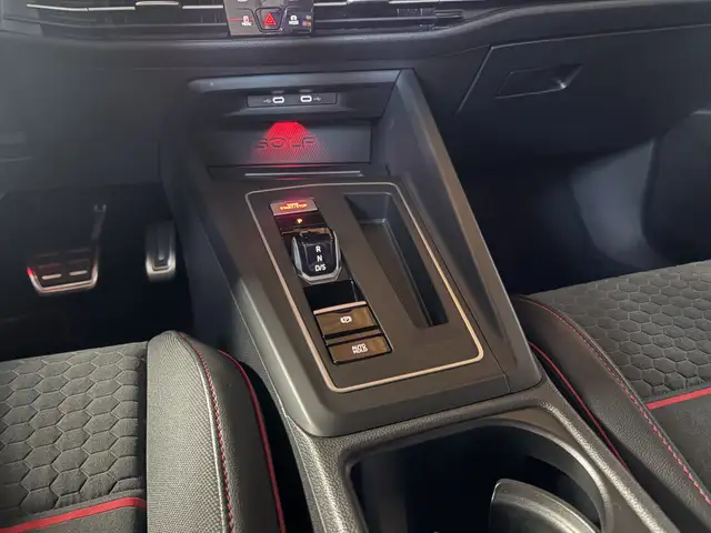 Volkswagen Golf view 12