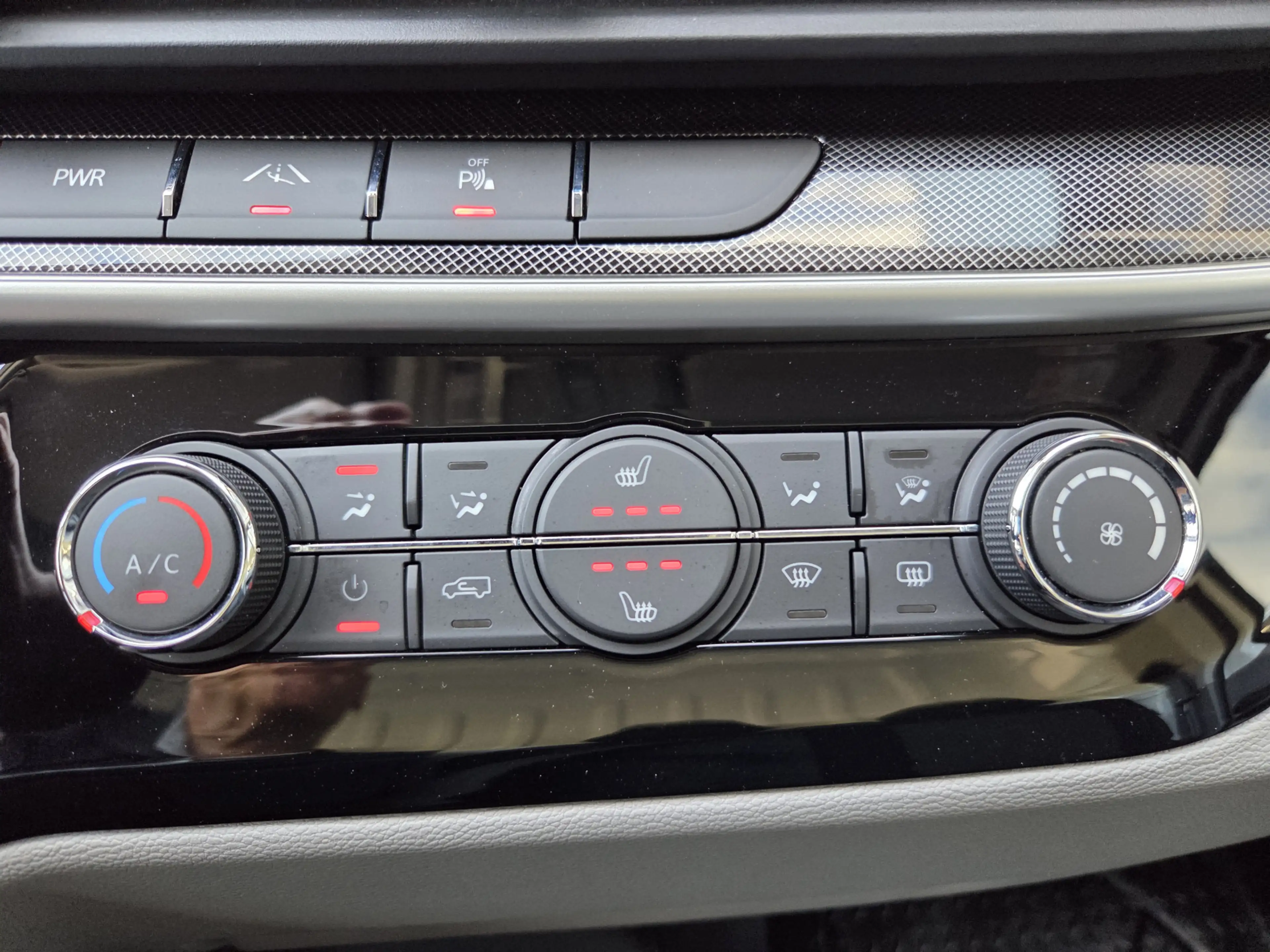 Maxus eDeliver 9 L3H3 72 kWh Airco Achteruitrijcamera PDC Stoelverw — photo 26