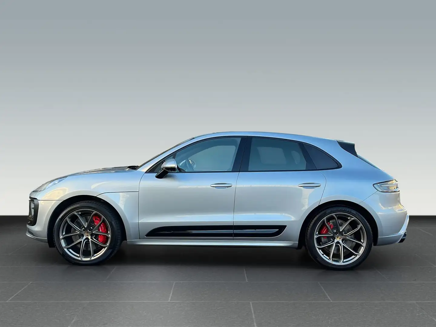 Porsche Macan GTS Pano.,SportDesign,AHK,BOSE,Entry&Drive Silber - 2