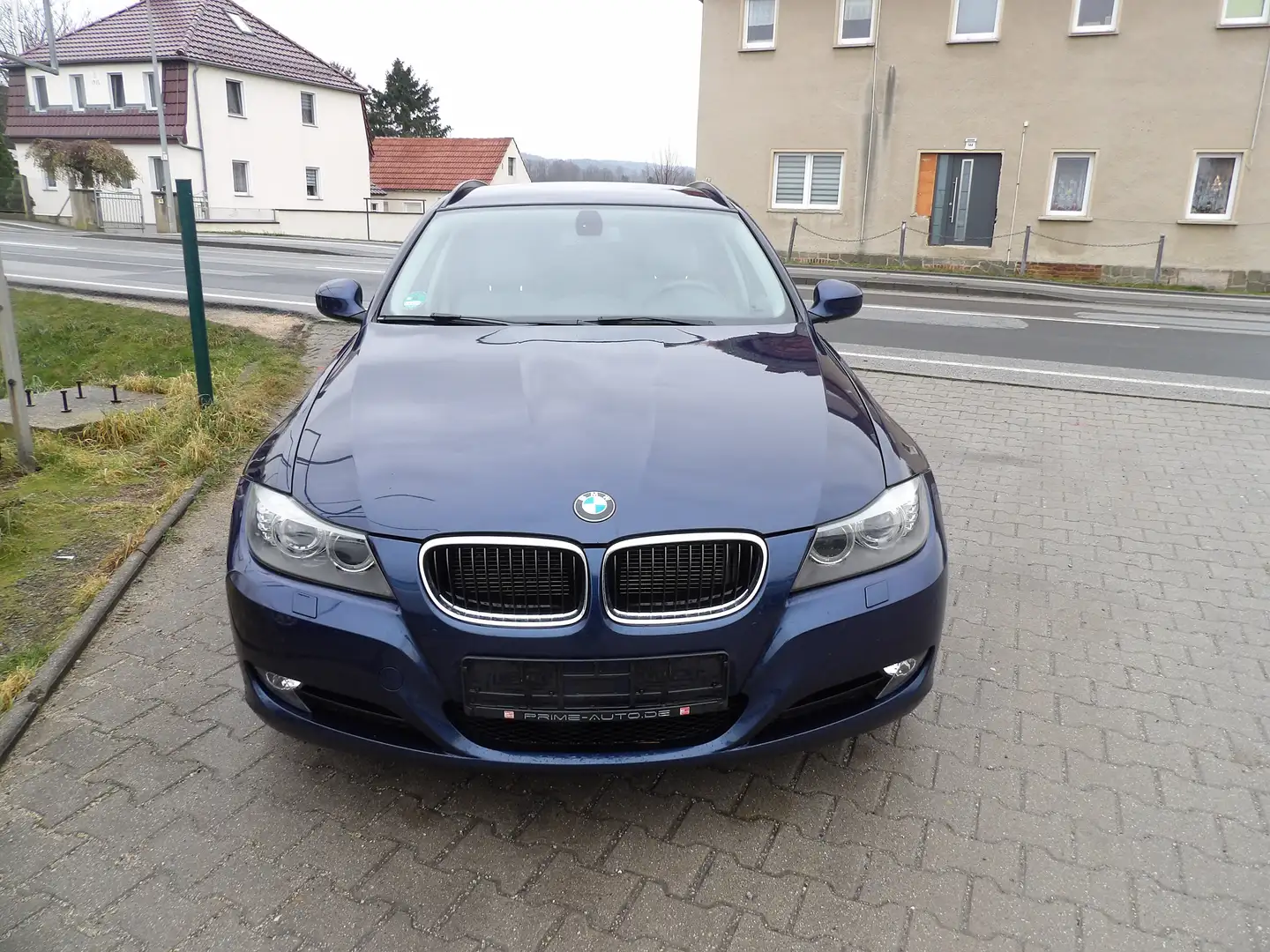 BMW 320 320d DPF Touring Aut. Edition Fleet, HU-AU NEU Bleu - 2