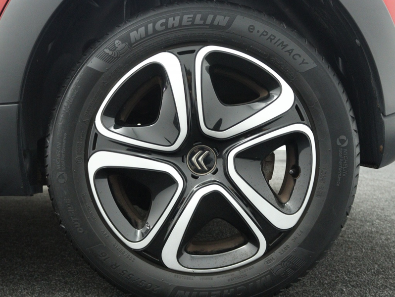 Citroen C3 1.2 PureTech Shine | Navigatie | Camera | Cruise c — photo 6