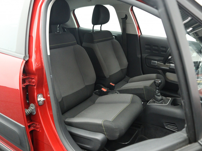 Citroen C3 1.2 PureTech Shine | Navigatie | Camera | Cruise c — photo 9