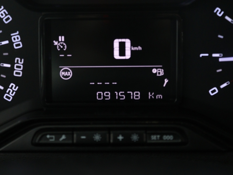 Citroen C3 1.2 PureTech Shine | Navigatie | Camera | Cruise c — photo 4