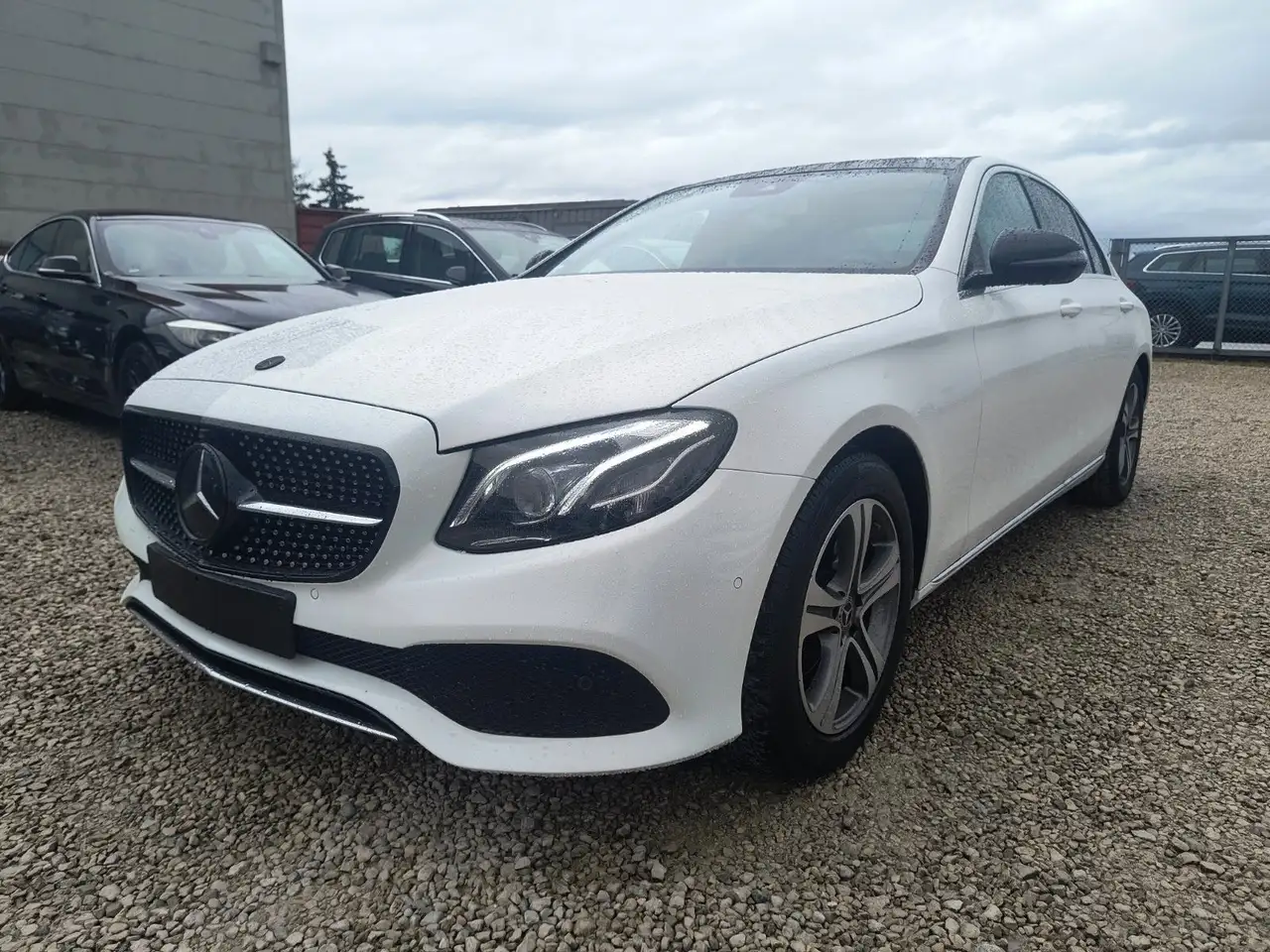 Mercedes-Benz E 220