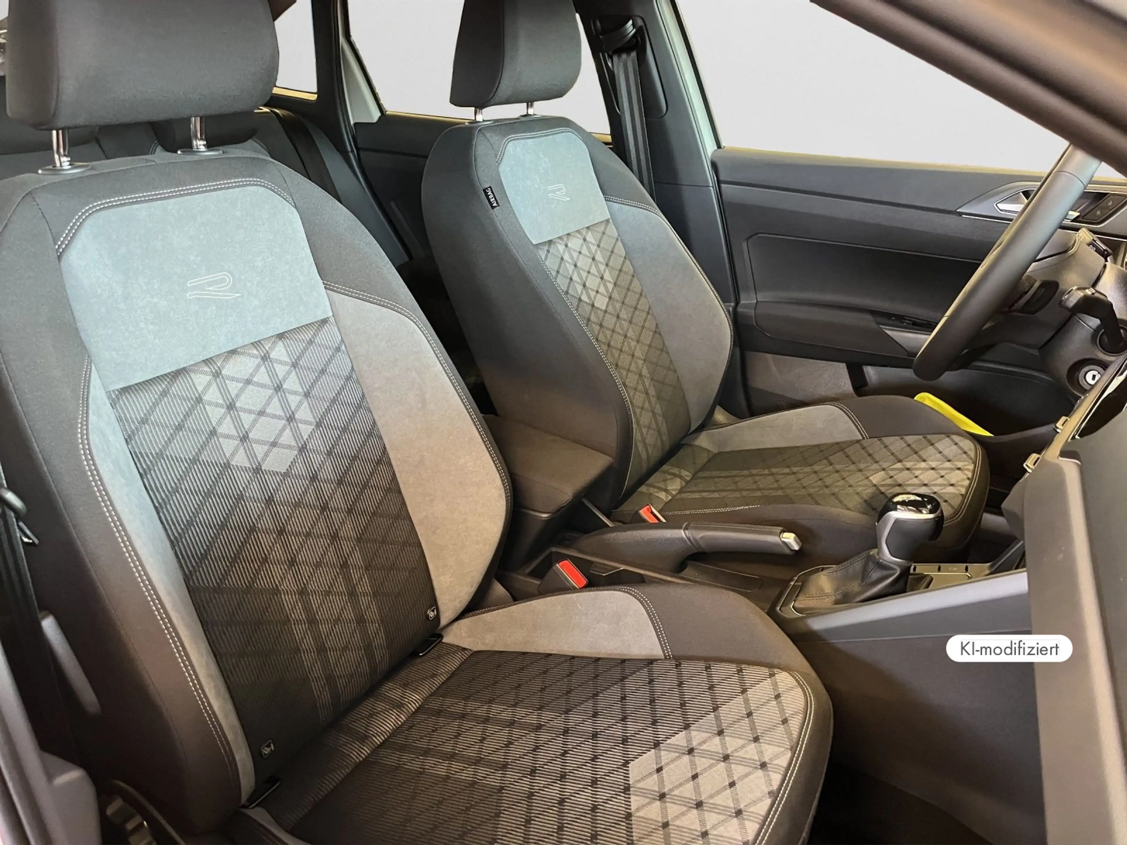 Volkswagen Taigo R-Line Black Style AHK Rückfahrkamera 115P — photo 4