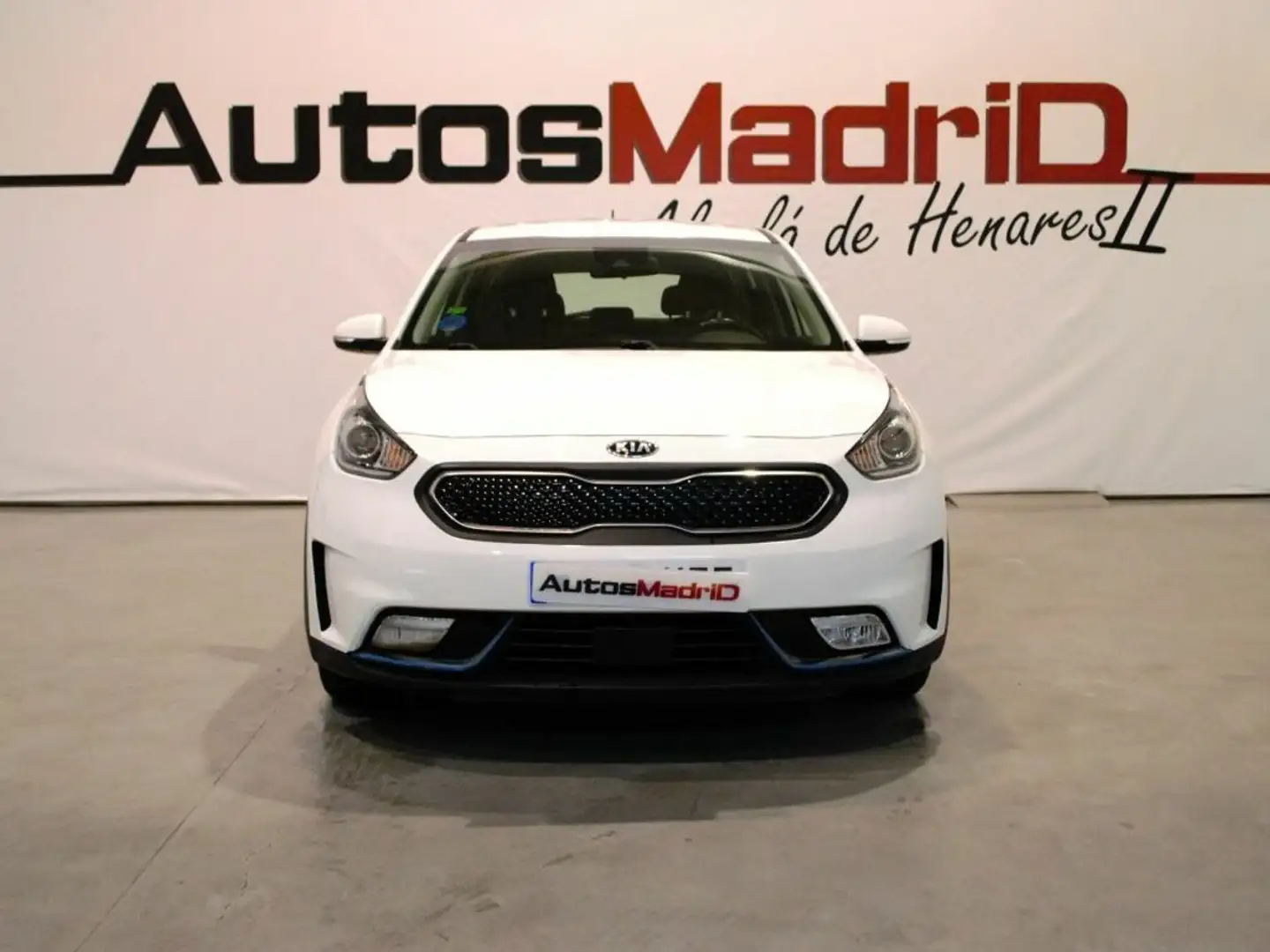 Kia Niro 1.6 GDi Híbrido Enchufable 104kW Concept Blanco - 2