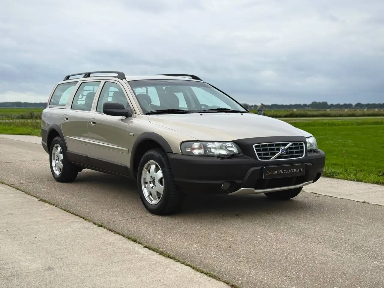 Volvo V70 Cross Country 2.4 T, foto 1