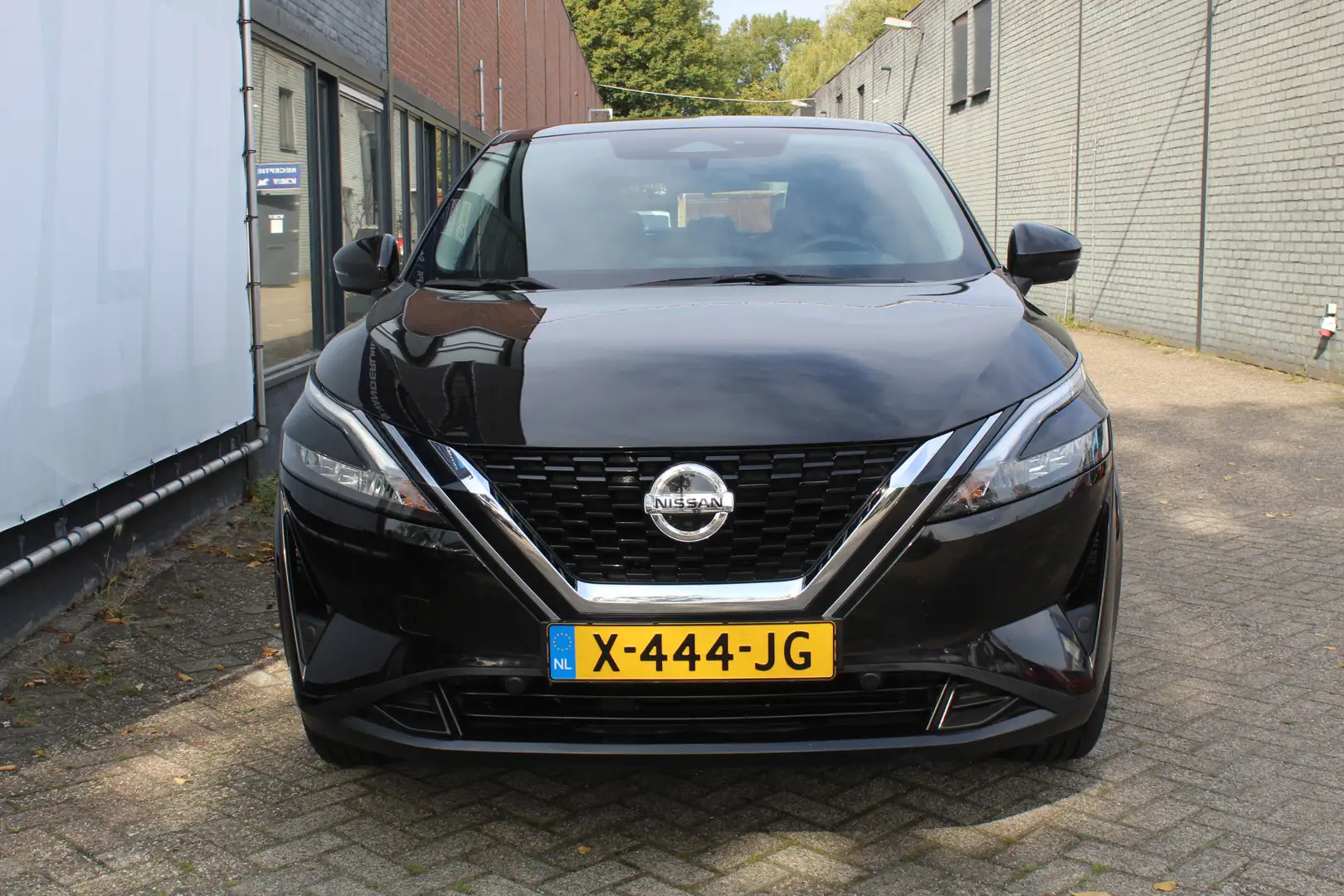 Nissan Qashqai 1.3 MHEV Business Access Rondom camera | Dode hoek Noir - 2