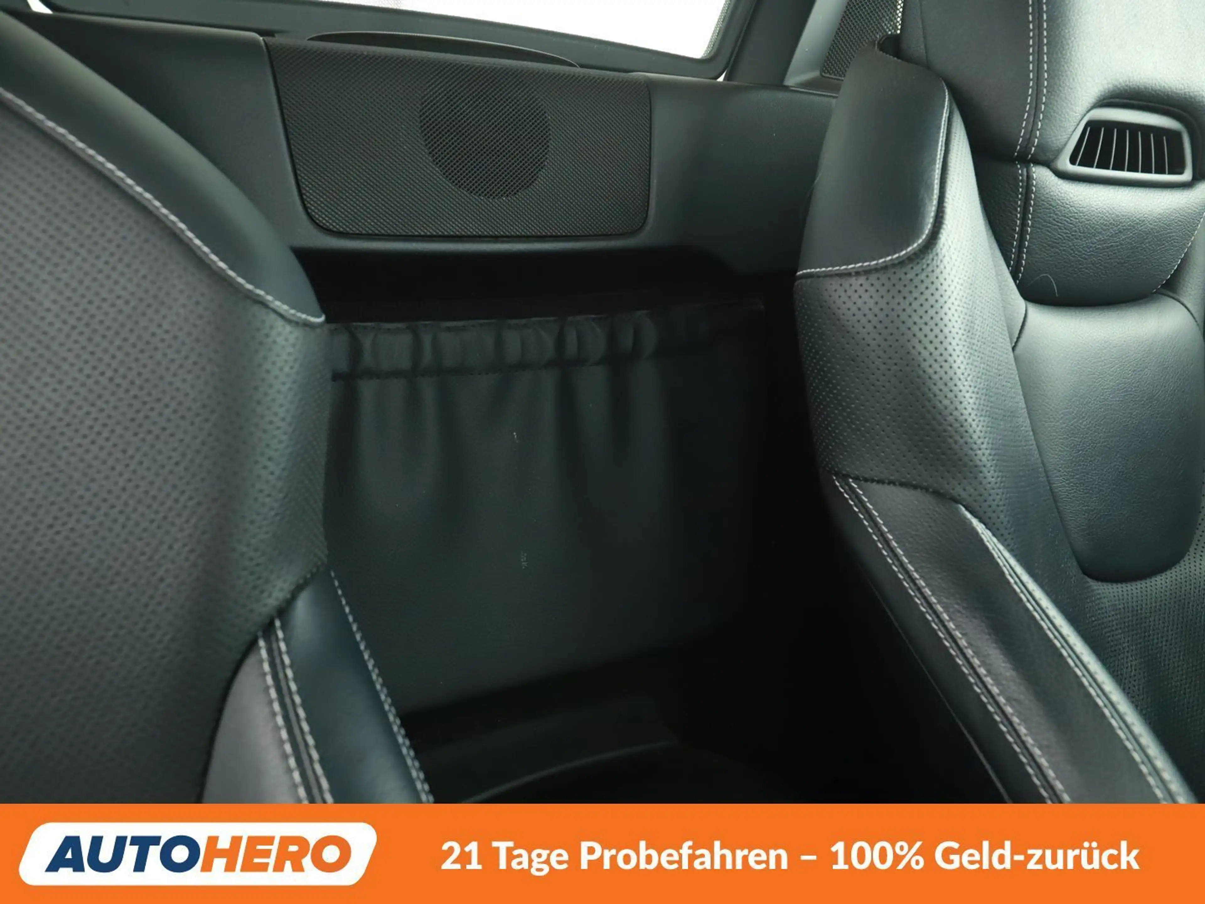 Mercedes-Benz SLC 300 AMG Line Aut.*NAVI*PDC*SHZ*TEMPO* — photo 14