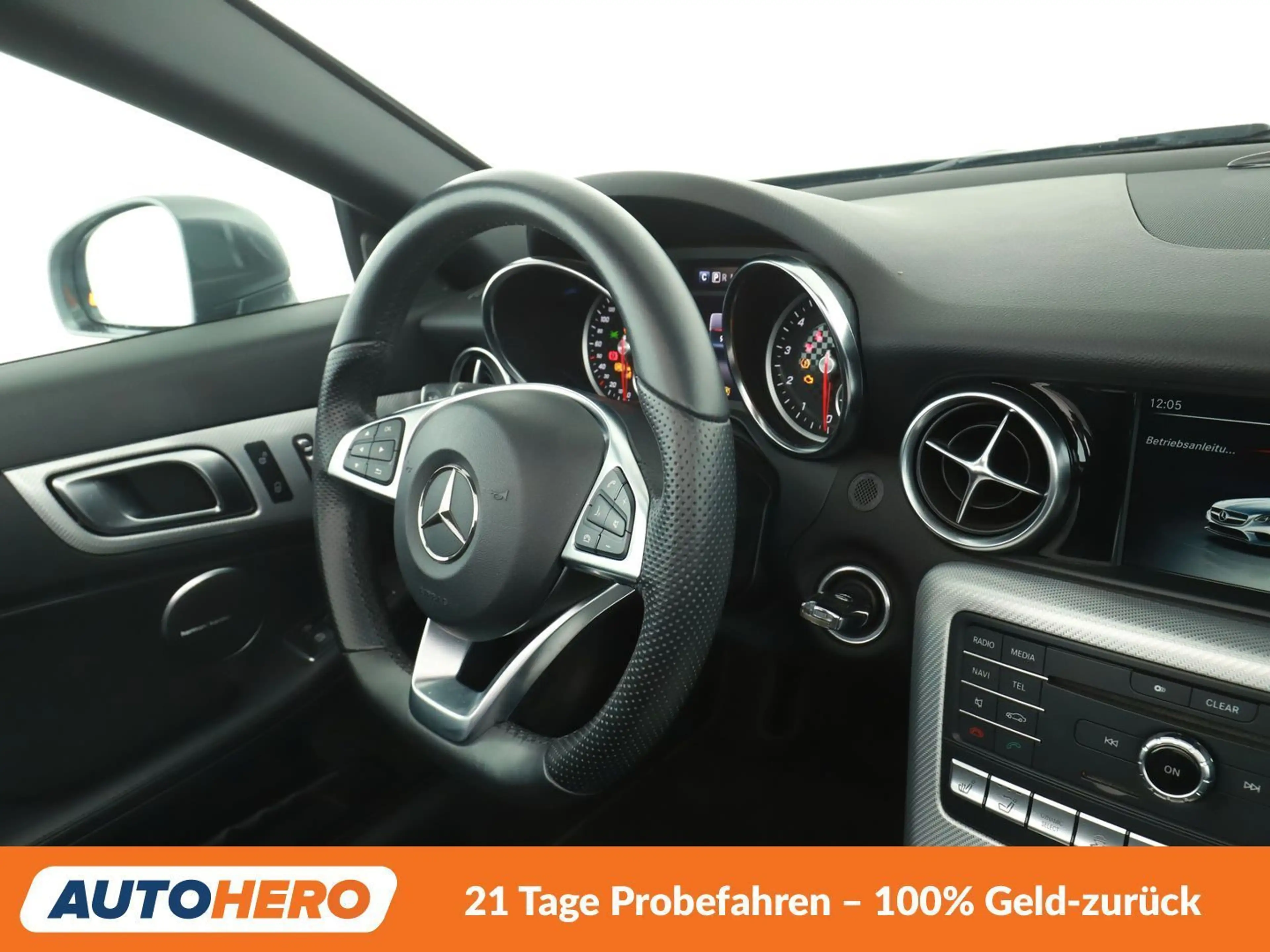 Mercedes-Benz SLC 300 AMG Line Aut.*NAVI*PDC*SHZ*TEMPO* — photo 13