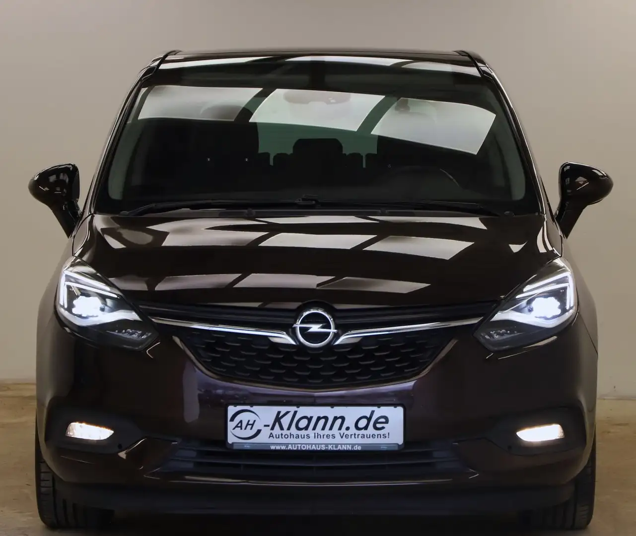Opel Zafira C 1.6 135PS Business Innovation Pano 7Si Коричневий - 2