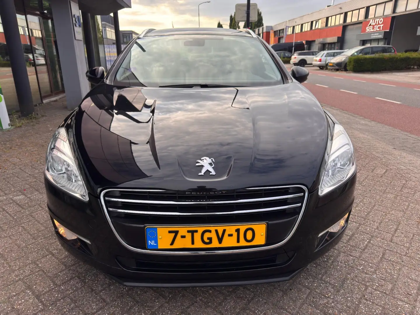 Peugeot 508 SW 1.6 THP Allure / Pano'dak / Navi / PDC Zwart - 2