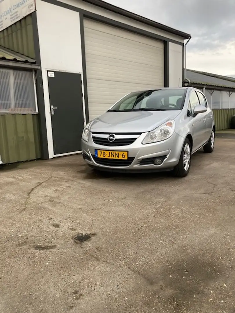 Opel Corsa 1.2-16V Enjoy AUTOMAAT !! Grau - 2