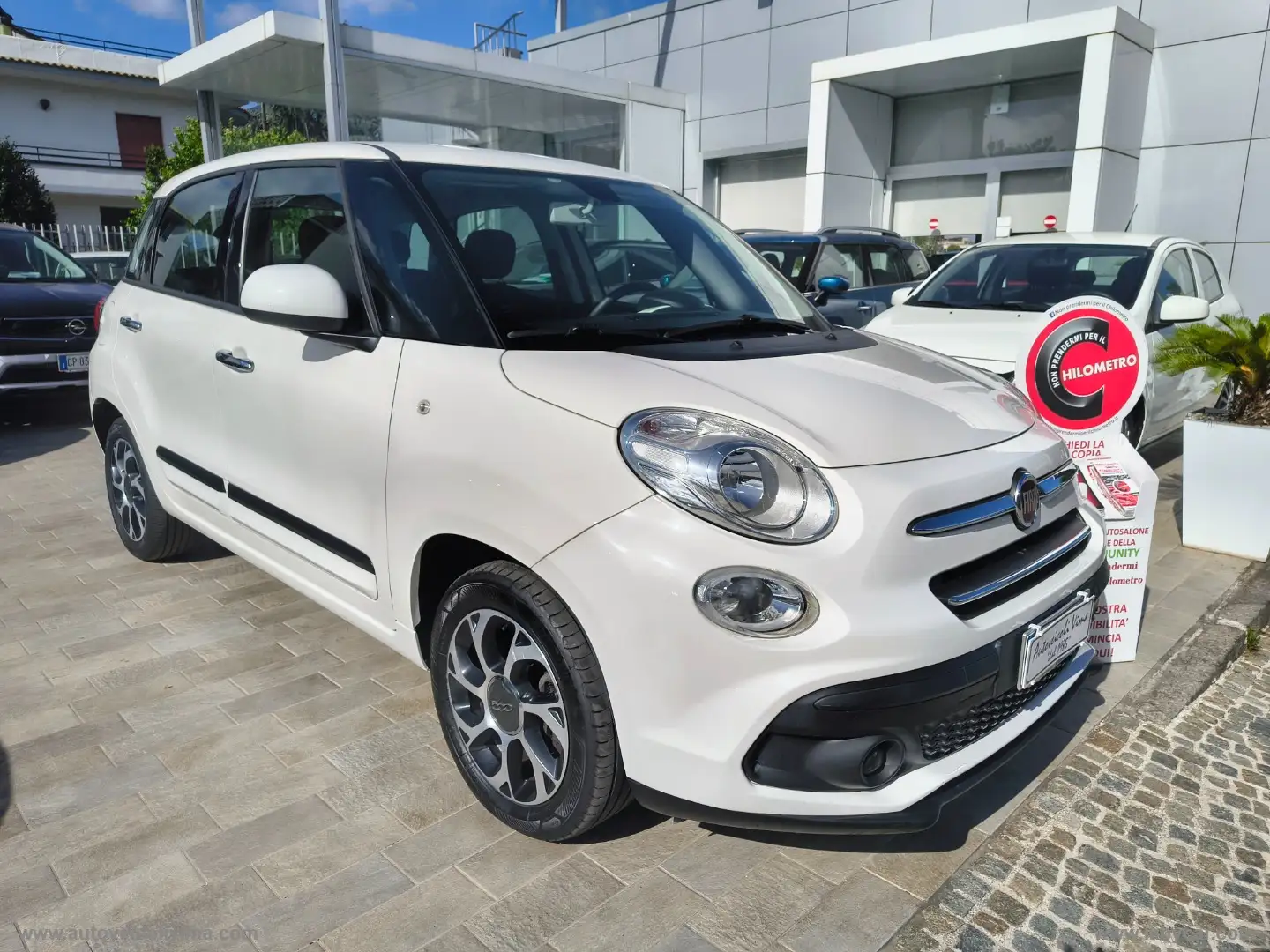 Fiat 500L 1.3 MJT 95 CV Business Blanc - 1