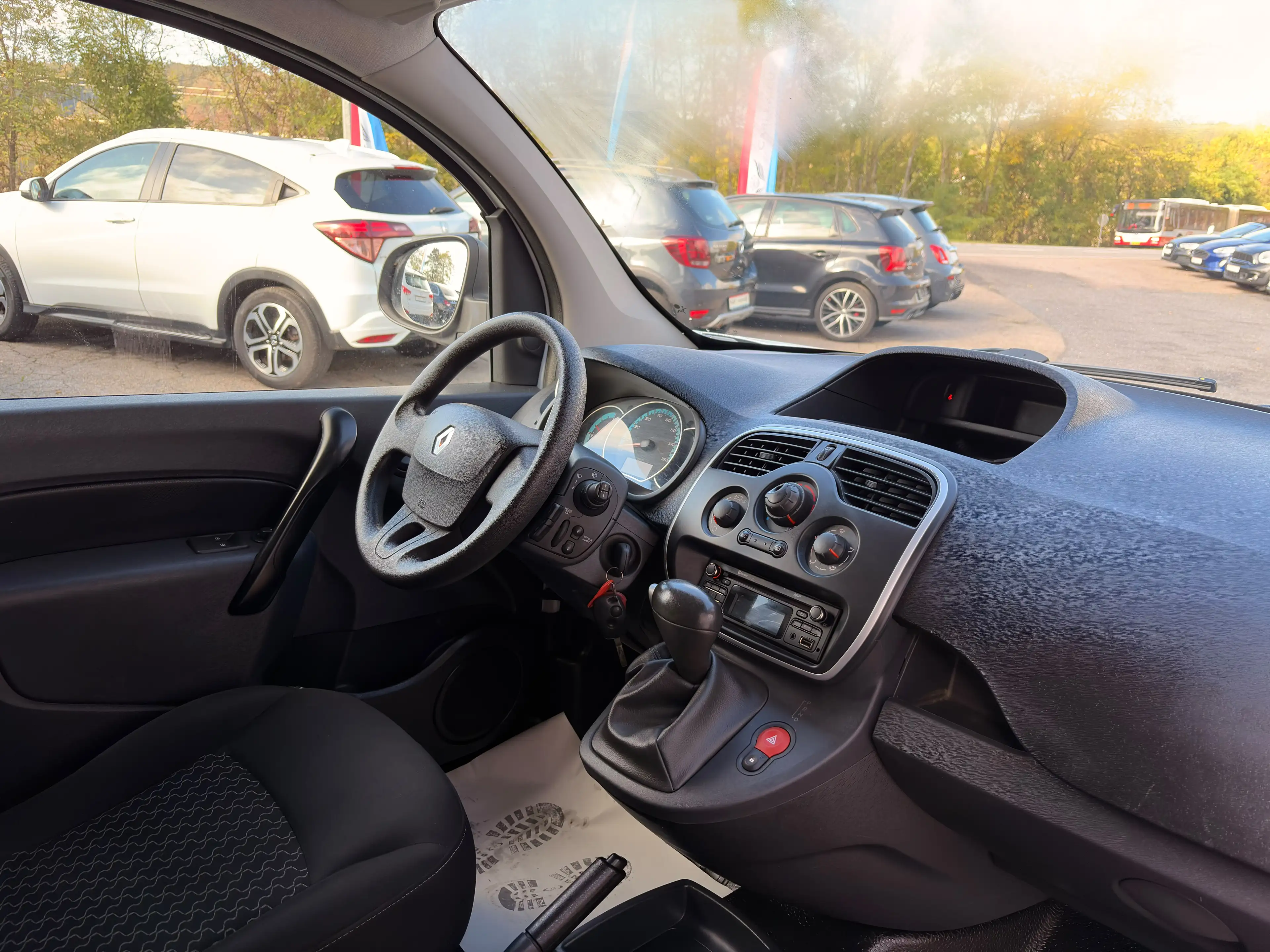 Renault Kangoo Z.E. — photo 8