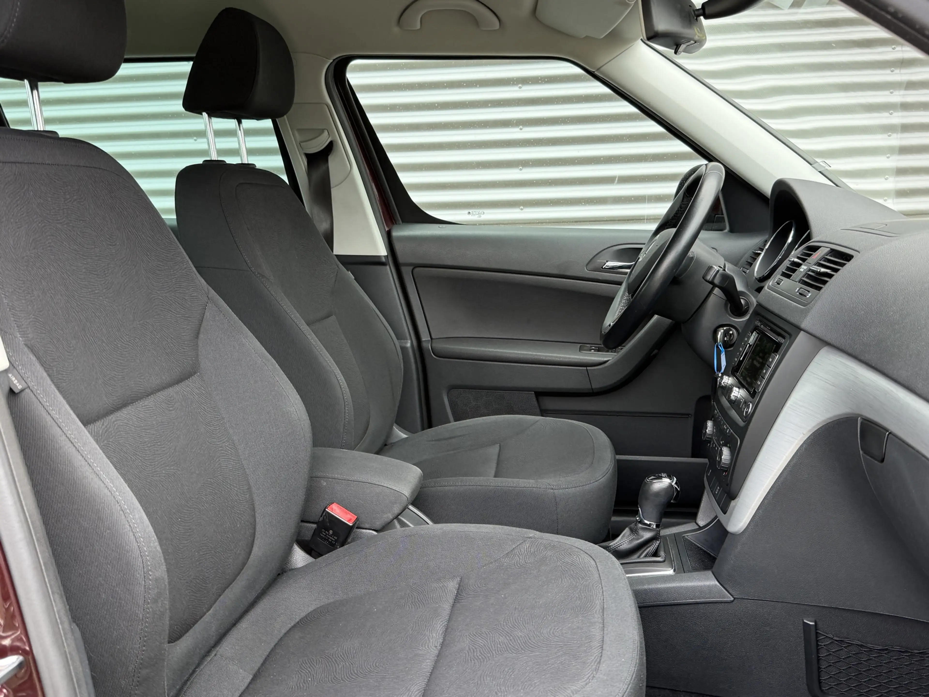 Skoda Yeti 1.2 TSI Ambition | Automaat | Camera | Trekhaak | — photo 7