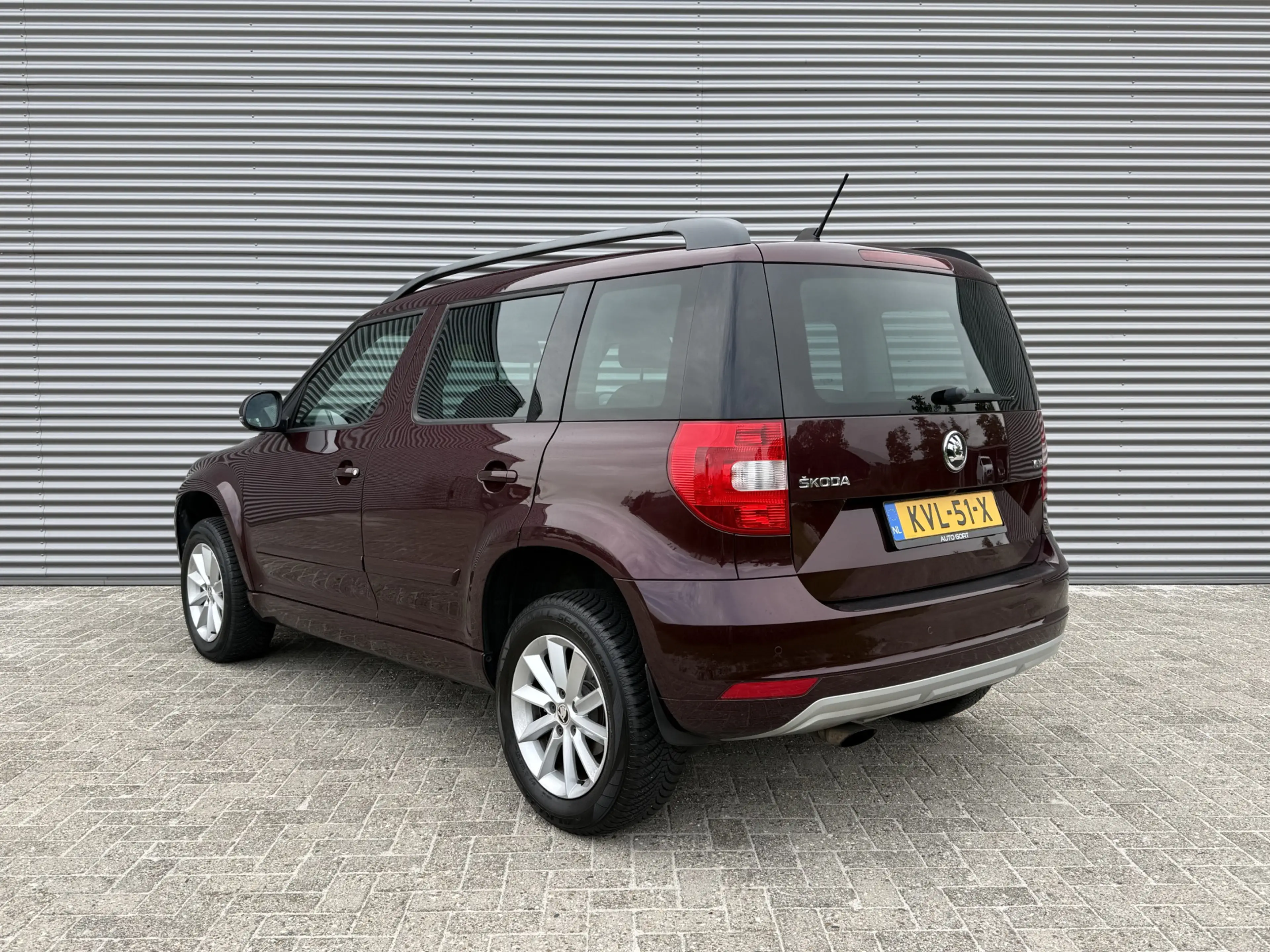 Skoda Yeti 1.2 TSI Ambition | Automaat | Camera | Trekhaak | — photo 2