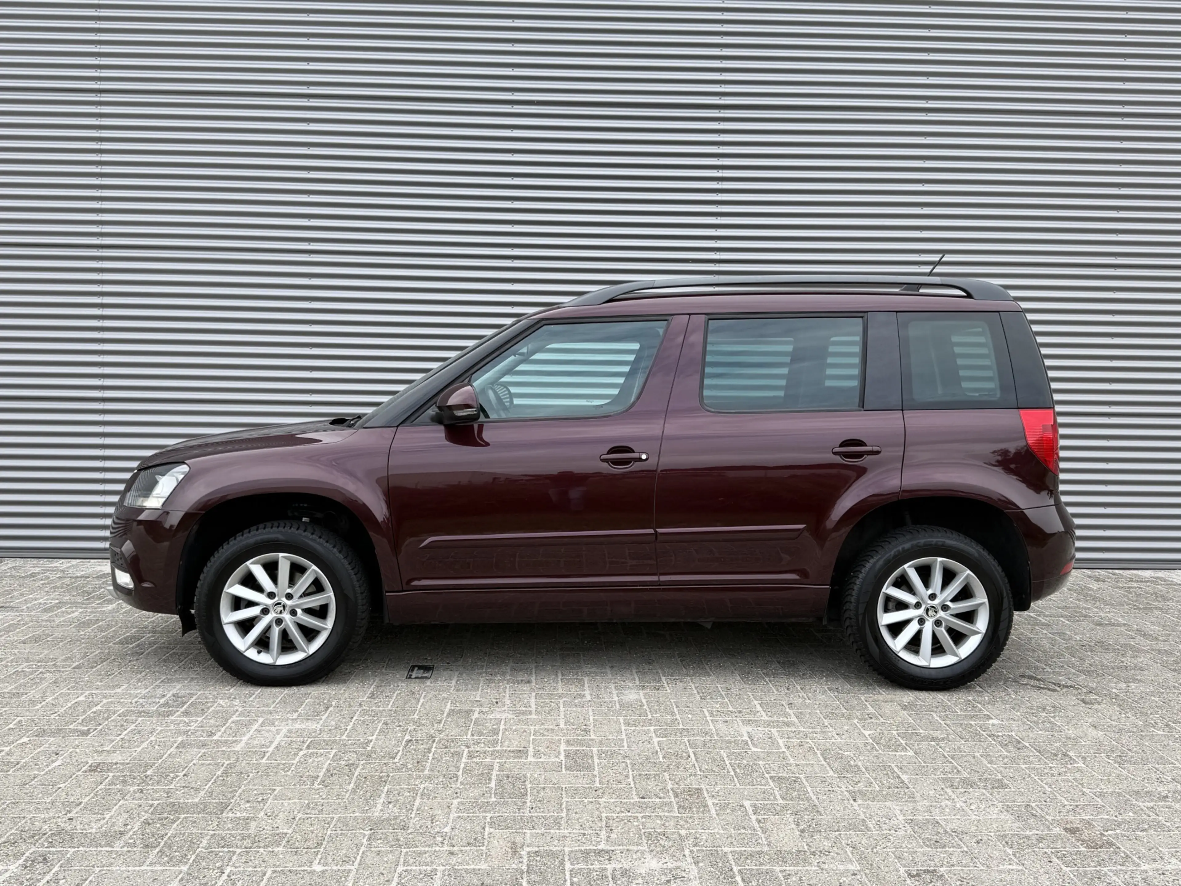 Skoda Yeti 1.2 TSI Ambition | Automaat | Camera | Trekhaak | — photo 3