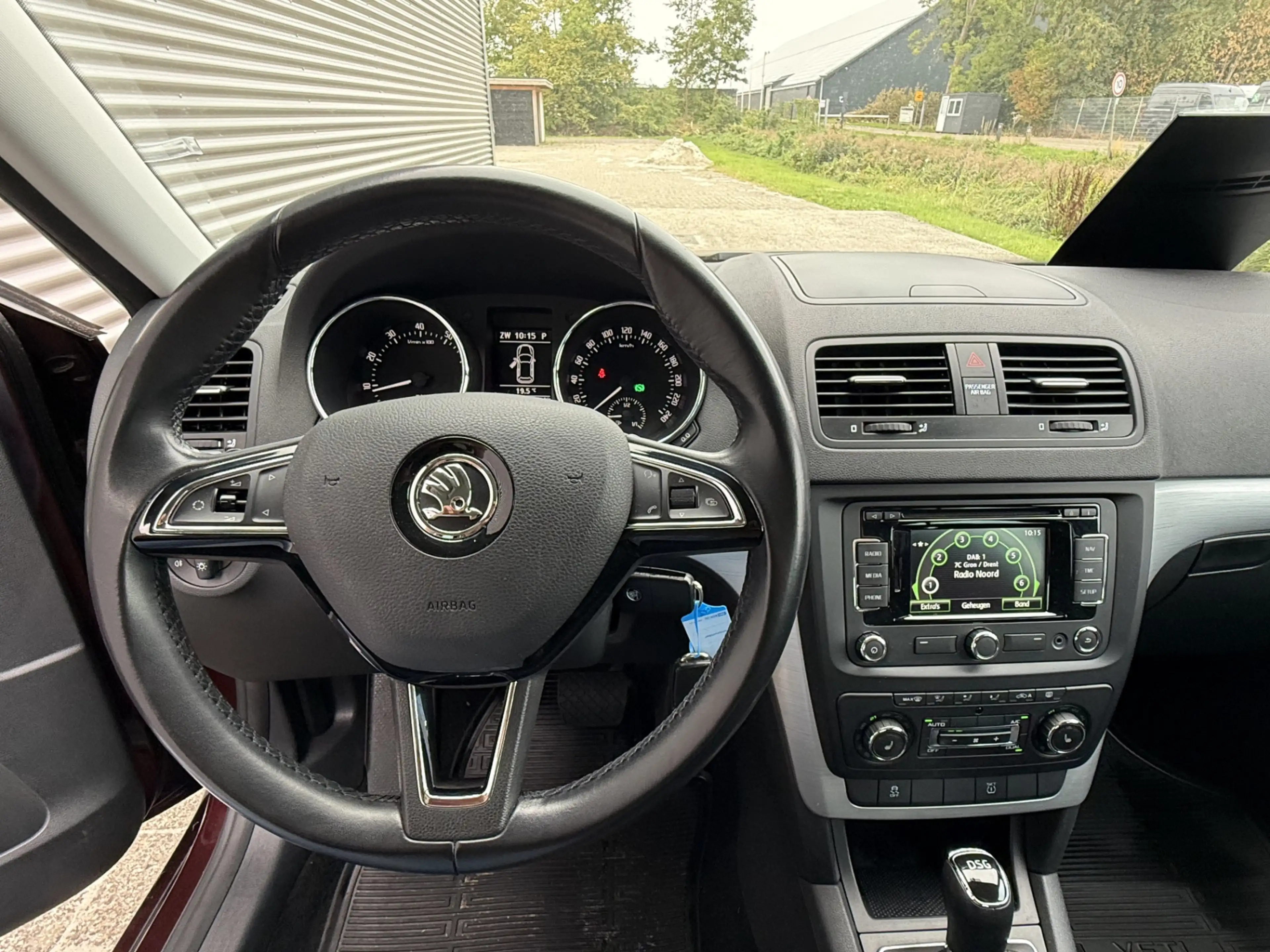 Skoda Yeti 1.2 TSI Ambition | Automaat | Camera | Trekhaak | — photo 13