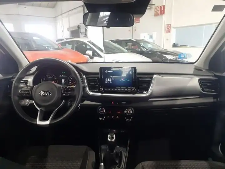 Kia Stonic 2019, foto 12