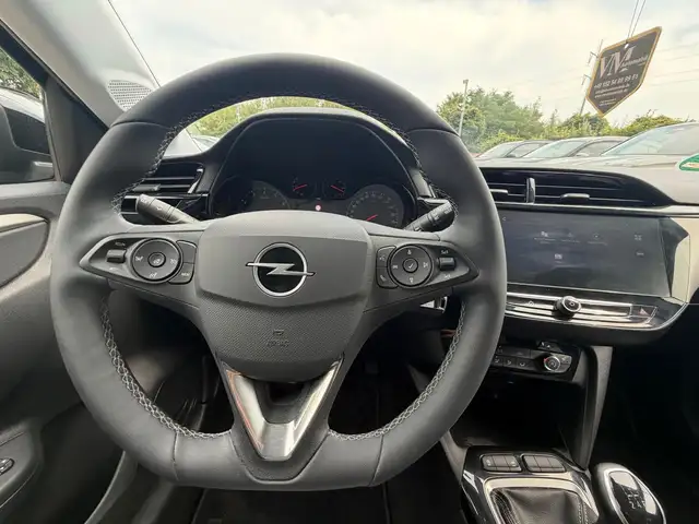 Opel Corsa view 12
