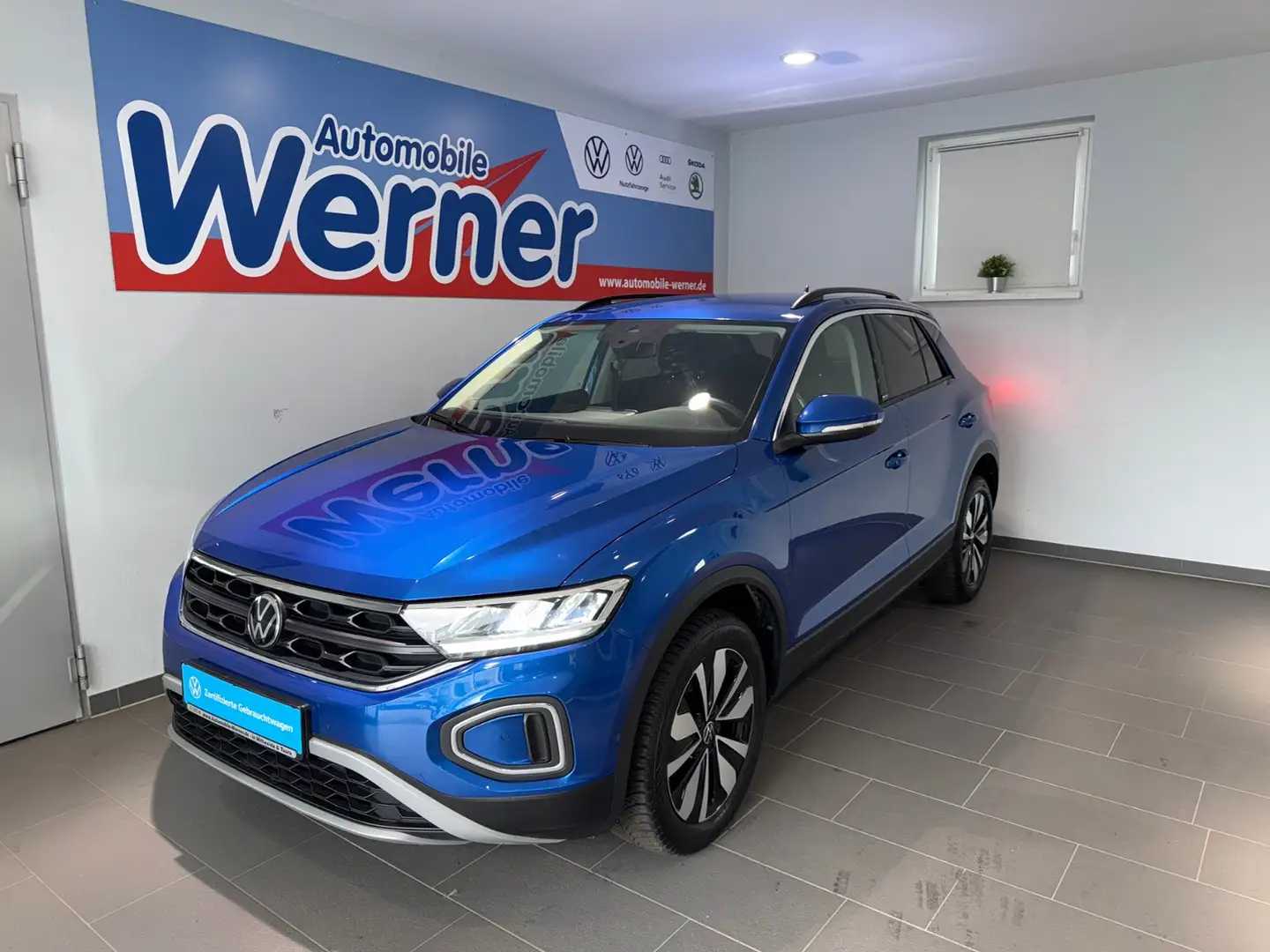 Volkswagen T-Roc MOVE 1.5TSI LED Navi App-Connect AHK Bleu - 2