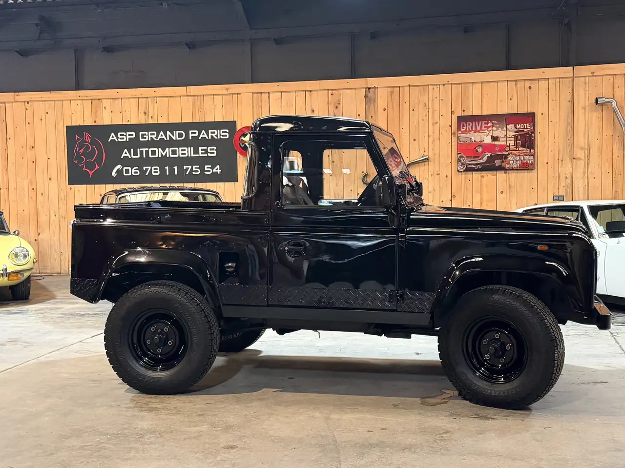 Land Rover Defender 4X4 PICK UP, foto 2