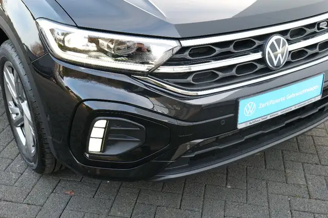 Volkswagen T-Roc view 10
