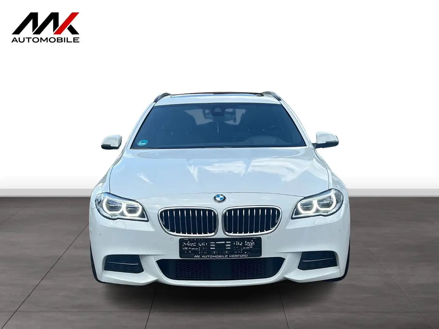 BMW 530 d xDrive Touring *M-PAKET*LED*PANO*HUD*RFK* Weiß - 2