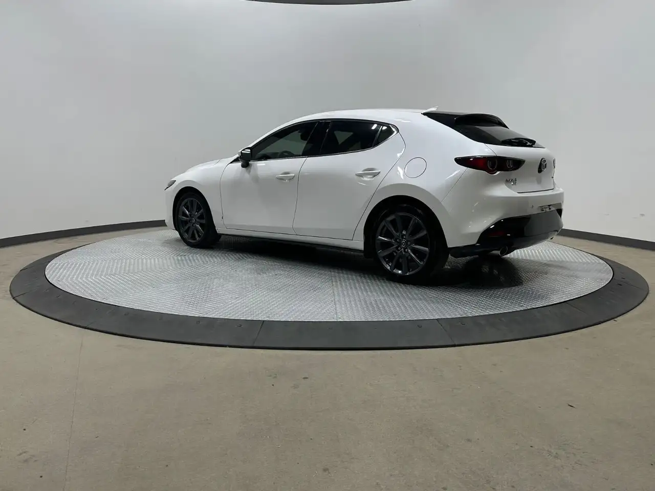 Mazda 3 photo Mazda 3