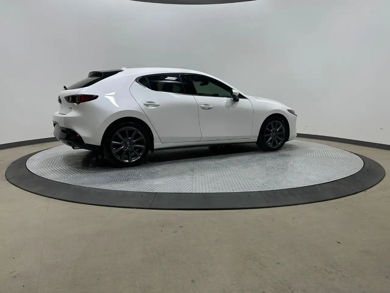 Mazda 3 photo Mazda 3