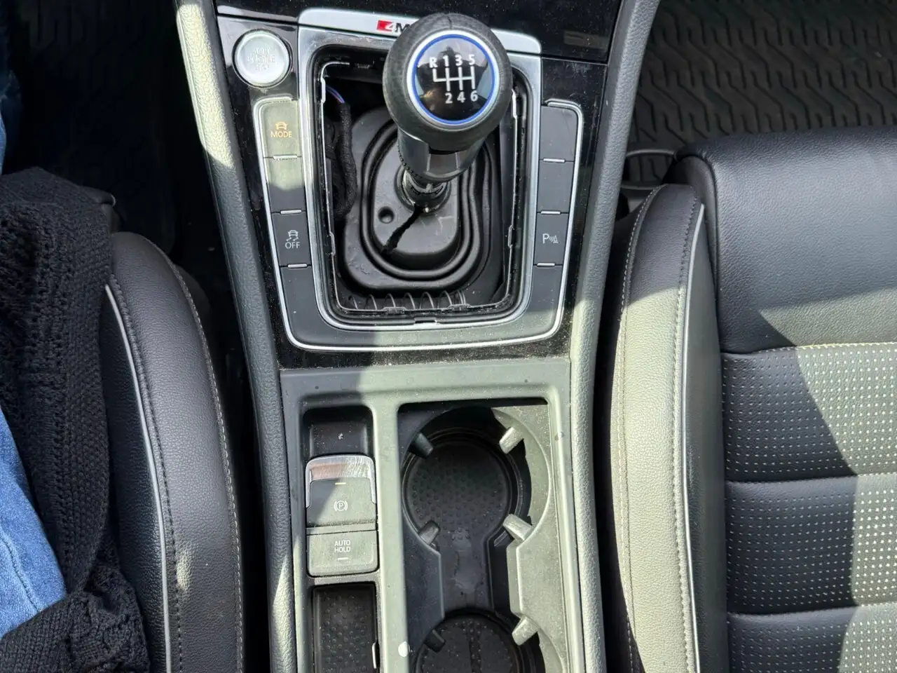 Volkswagen Golf R снимка Volkswagen Golf R