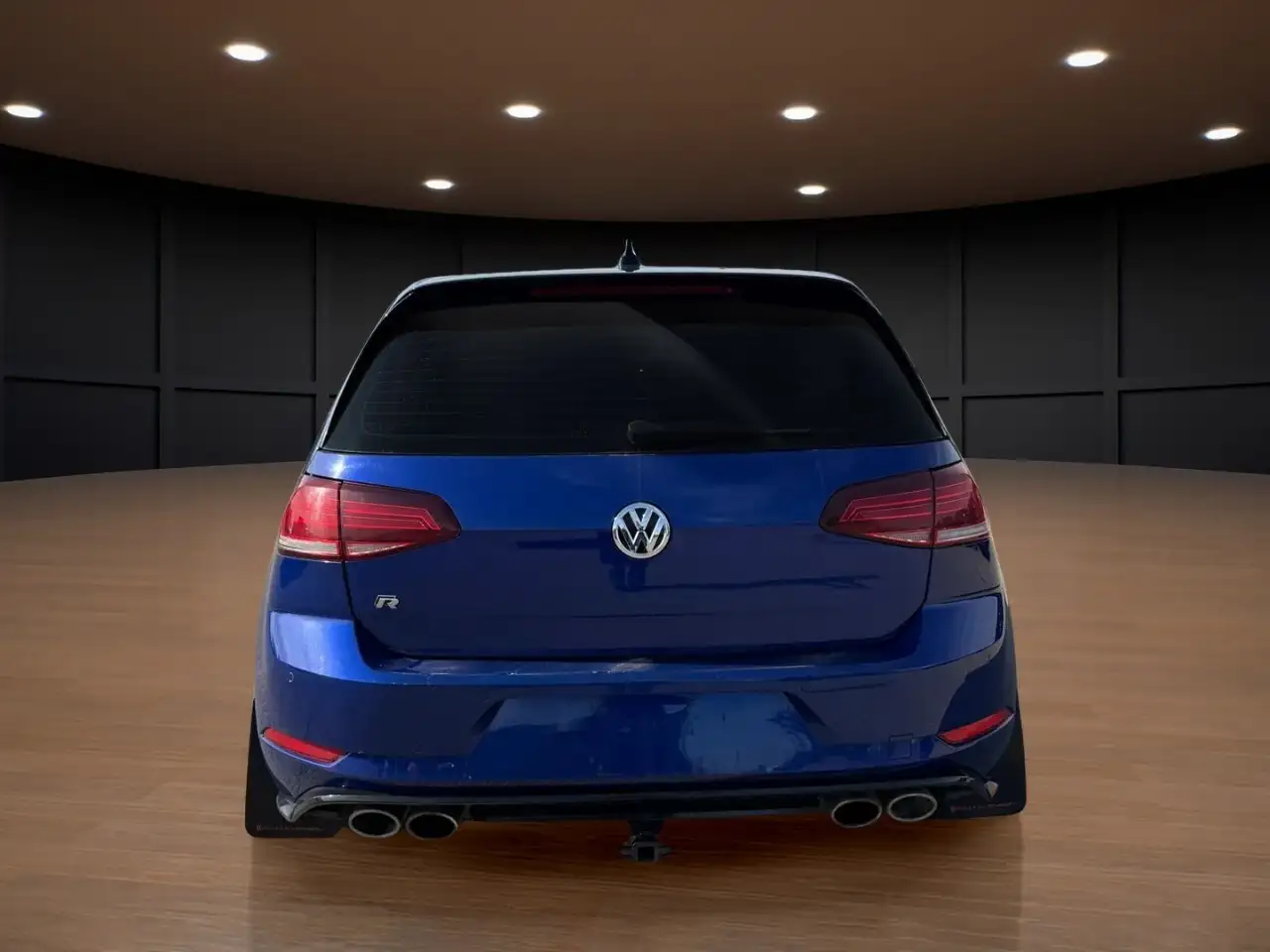 Volkswagen Golf R снимка Volkswagen Golf R