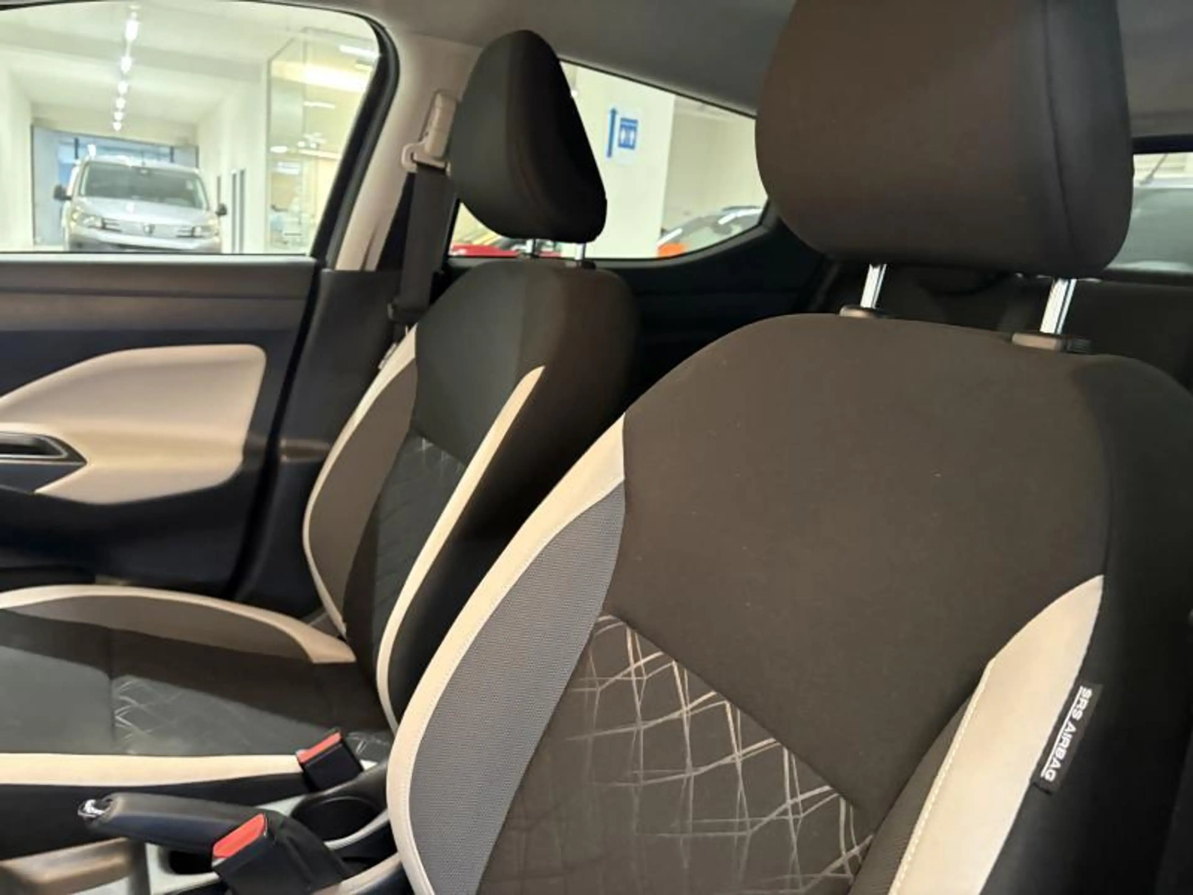 Nissan Micra X - GPS - CAMERA — photo 10