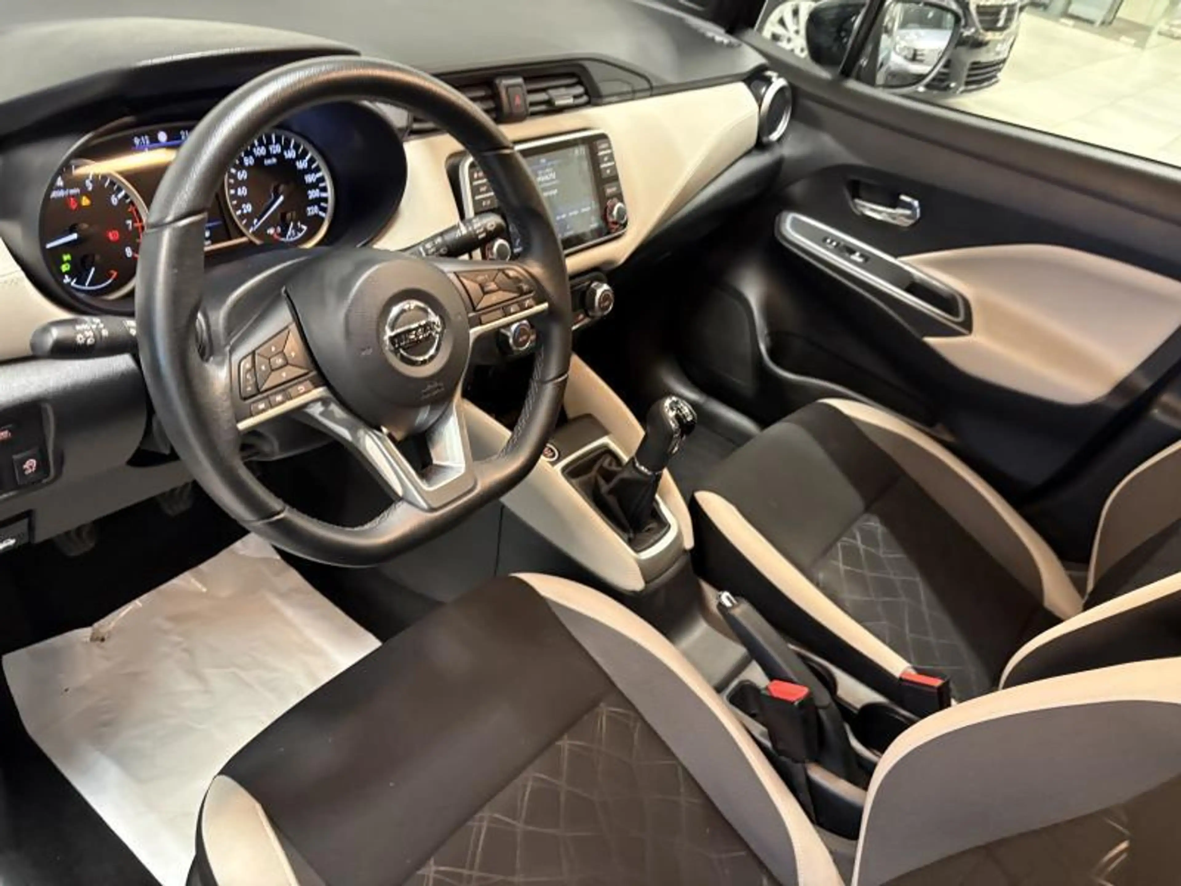 Nissan Micra X - GPS - CAMERA — photo 9