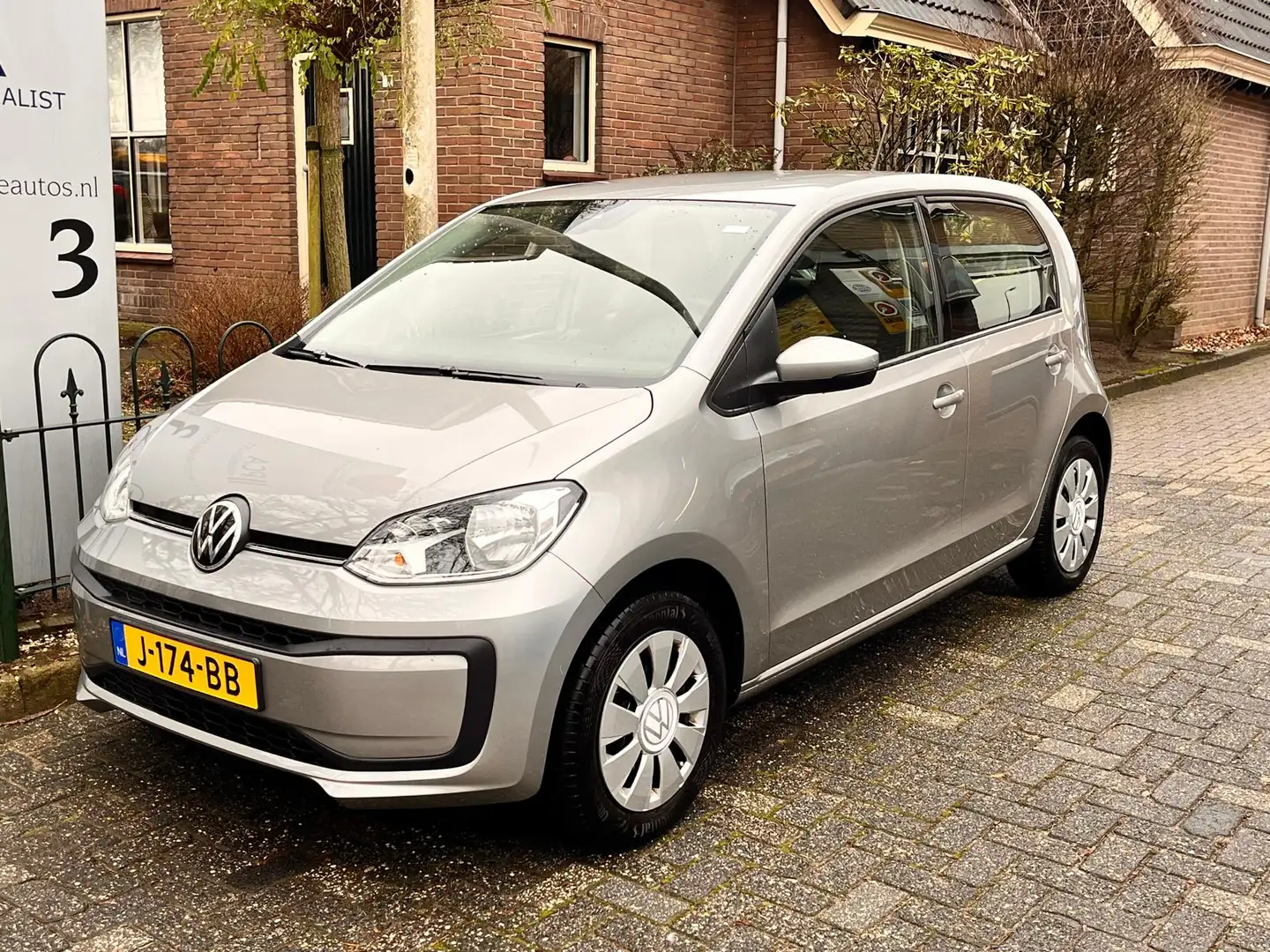 Volkswagen up! 1.0 Grijs - 1
