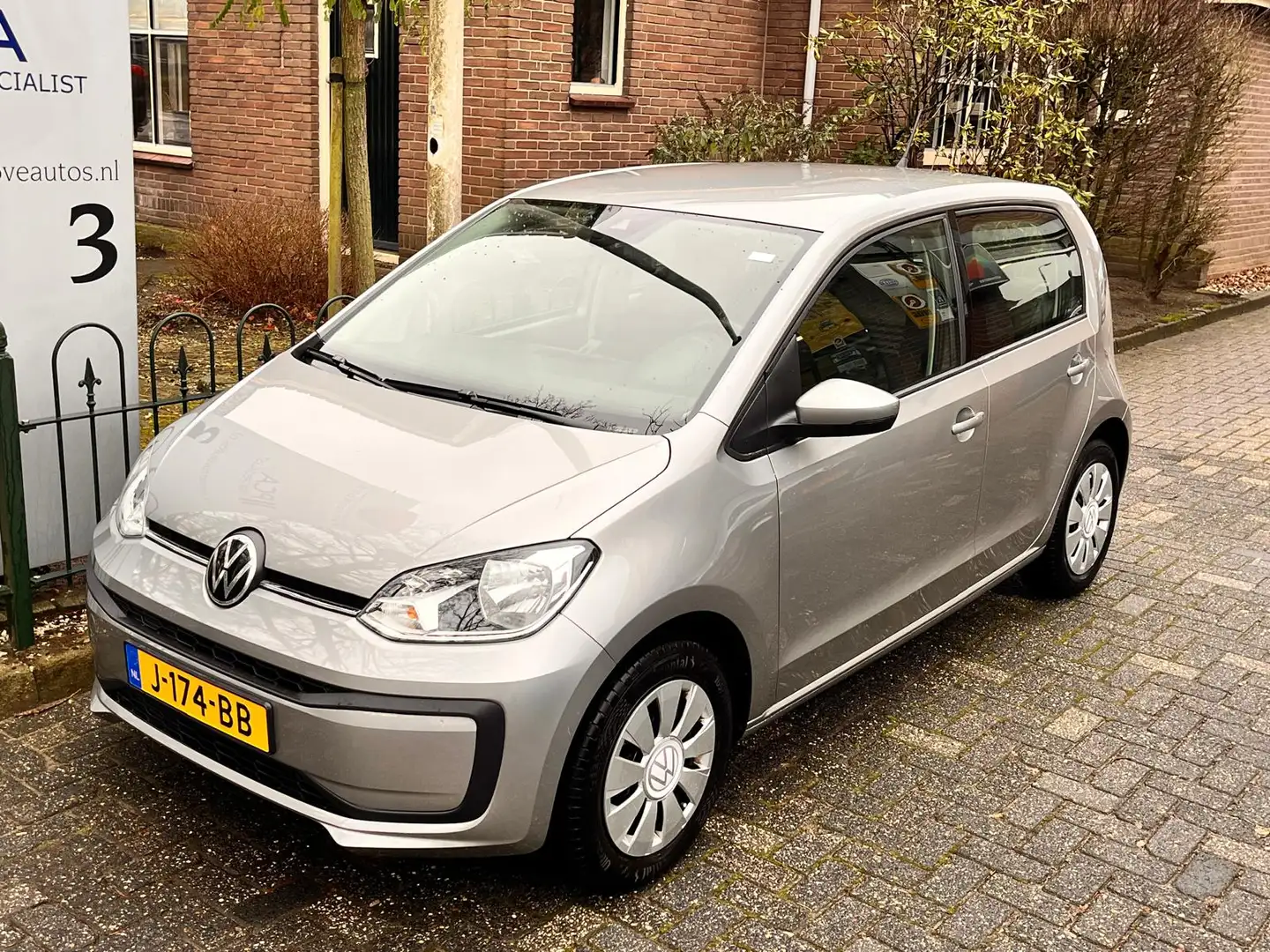 Volkswagen up! 1.0 Grijs - 2